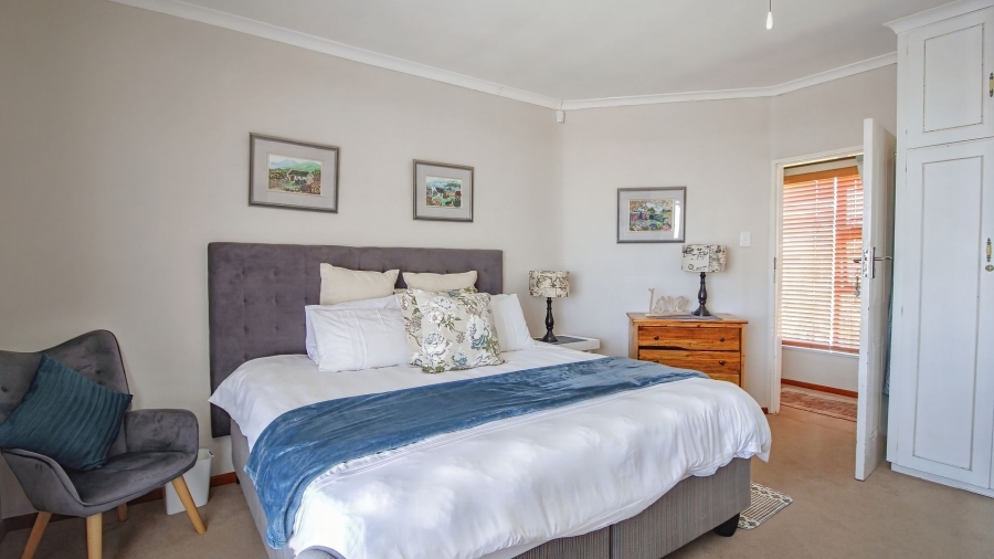 7 Bedroom Property for Sale in Vredenburg Western Cape